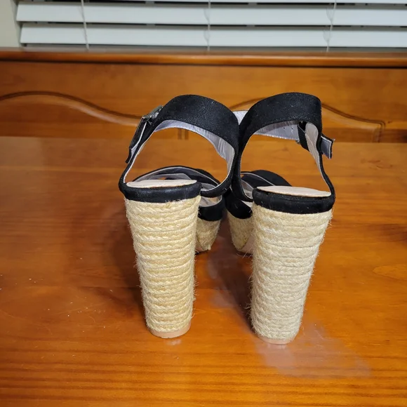 Fashion Nova Black Espadrille Sandals - Picture 2 of 4